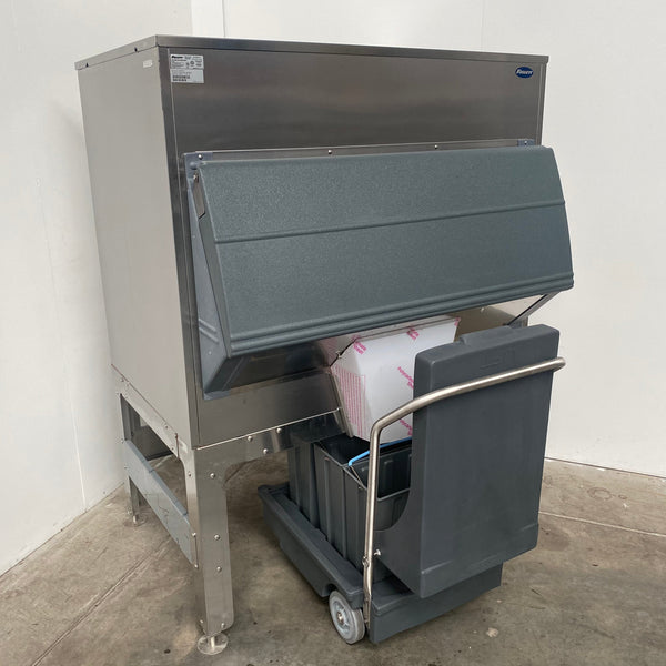 Follett DEV860SG-48 Ice Storage Bin (6)