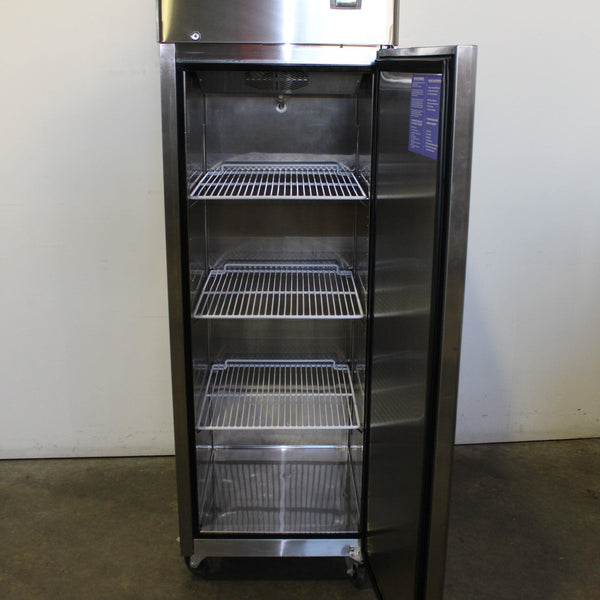 Atosa YBF9207 1 Door Upright Freezer (4)