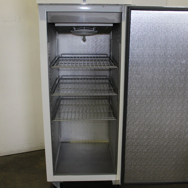 Polar CK480-A 1 Door Upright Freezer (4)
