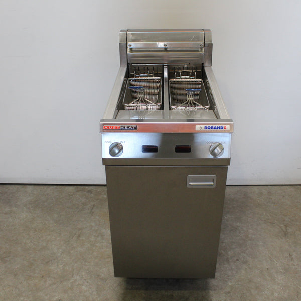 Austheat AF822 Double Pan Fryer (3)
