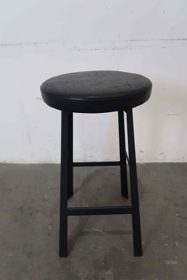 Saltash Bar Stool Round BLACK PU SEAT Ba (2)