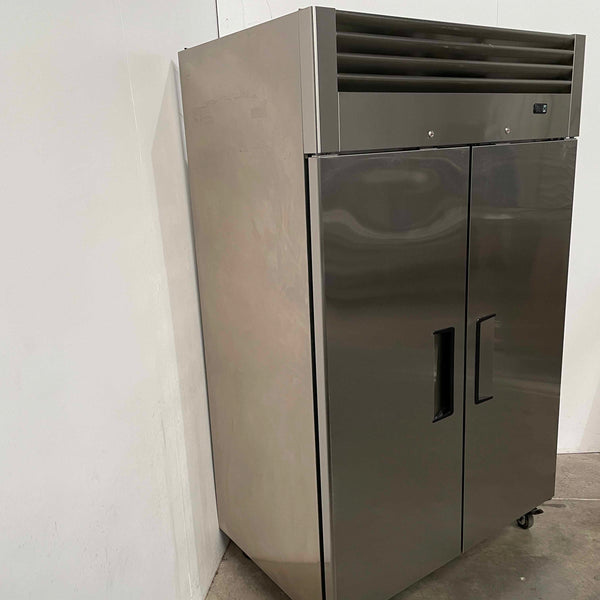 Skope RF7.UPF.2.SD Upright Freezer (4)