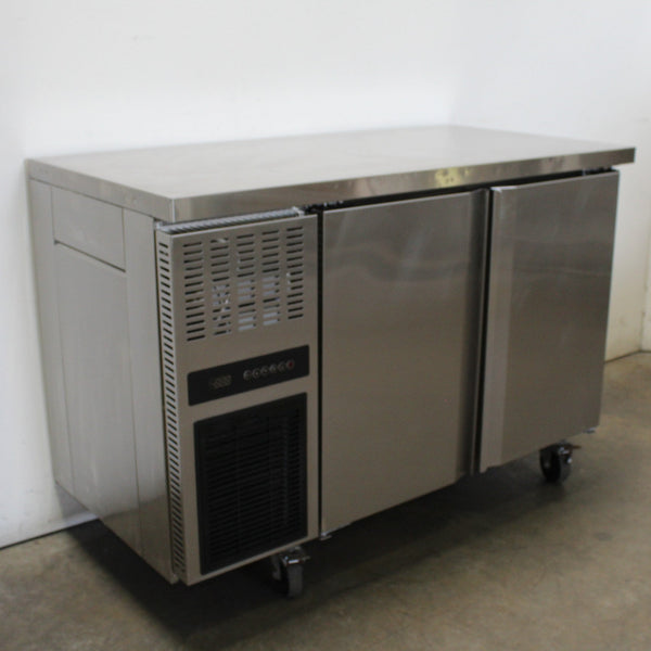 FED TS1200TN Undercounter Fridge (2)