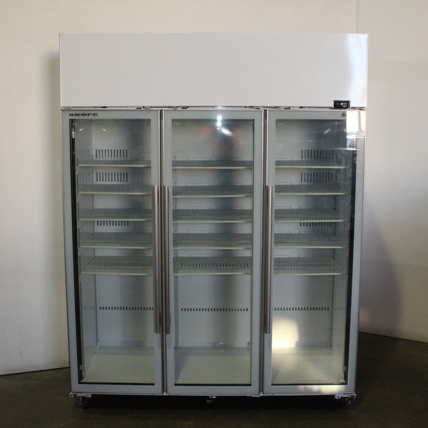 Skope TME1500-A 3 Door Upright Fridge (3)