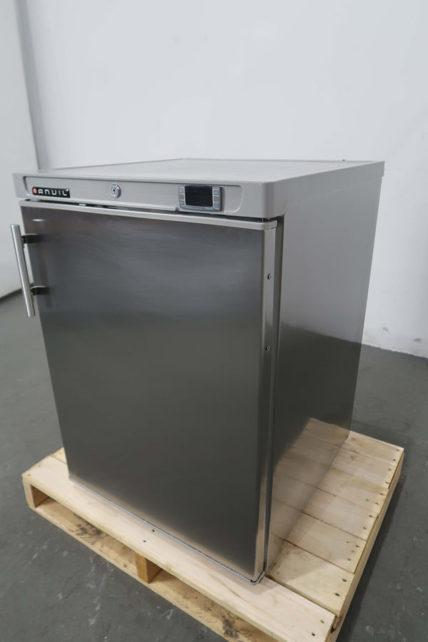 Anvil FBC0200 1 Solid Door Bar Fridge (2)