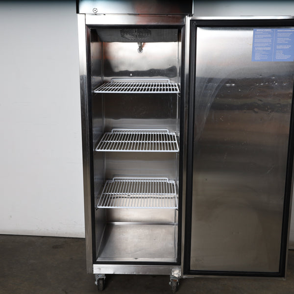 Atosa YBF9206 Upright Fridge (4)