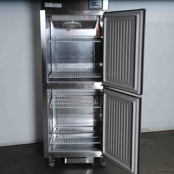 Hoshizaki HF-78MA-A Upright Freezer (4)