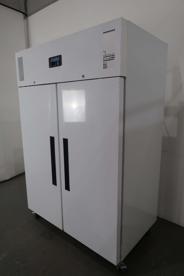 Polar DL897-A 2 Door Upright Freezer (2)