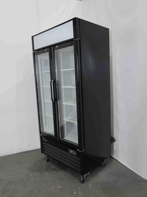 Skipio SGF-35 Upright Freezer (3)