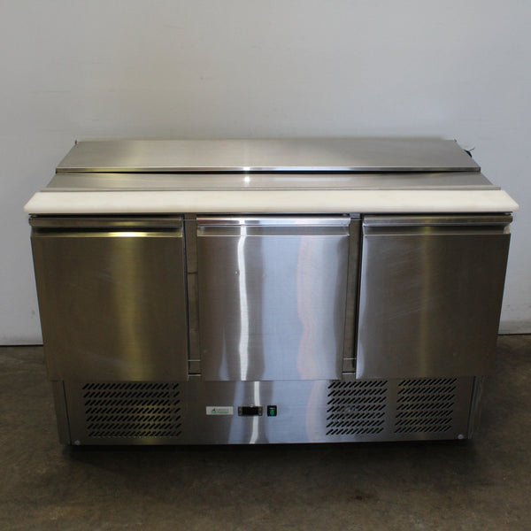 Thermaster XGNS1300S Sandwich Prep Bench (3)