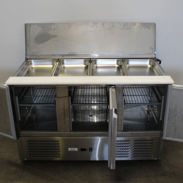 Thermaster XGNS1300S Sandwich Prep Bench (4)