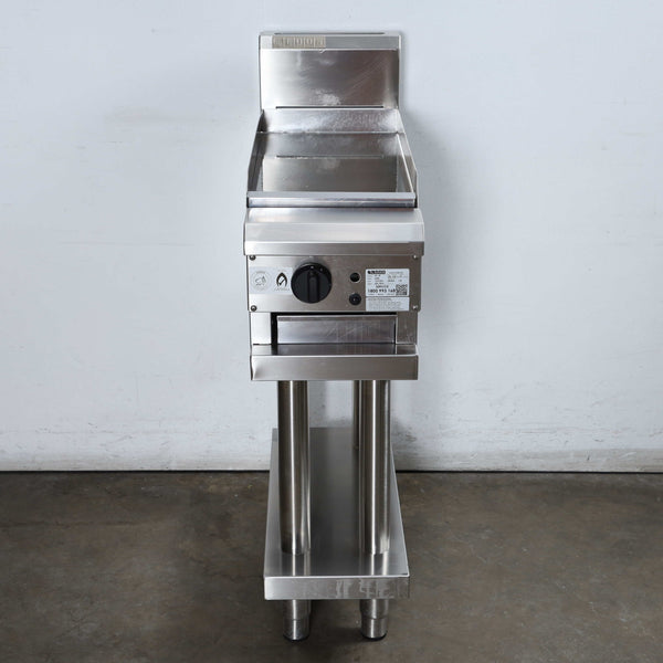 Luus CS-3P 1 Burner Griddle (3)