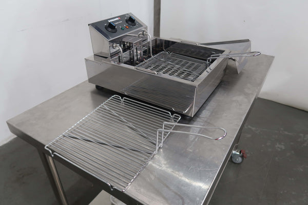 Roband FD10 Countertop Donut Fryer (4)