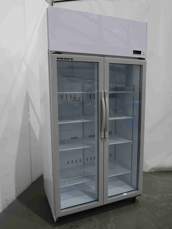 Skope TCE1000N Upright Fridge (2)
