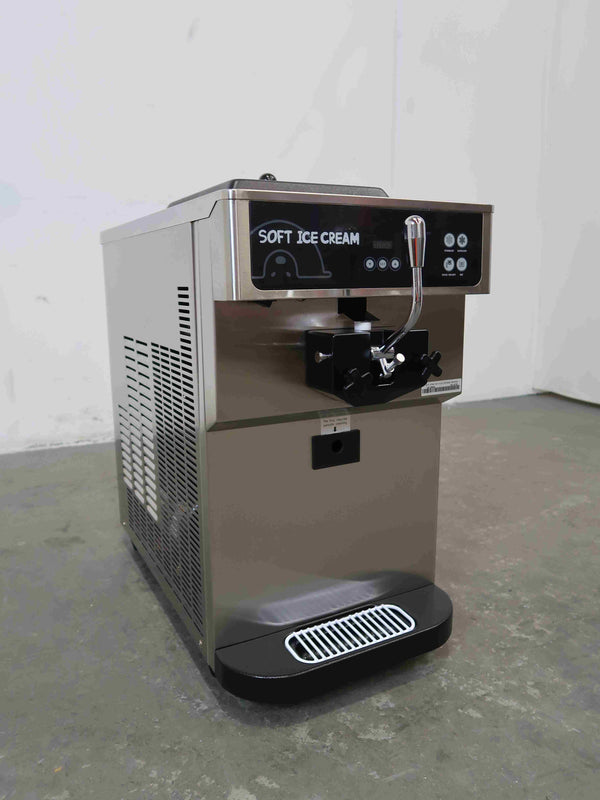 Icetro SSI-151TG Countertop Ice Cream Ma (2)