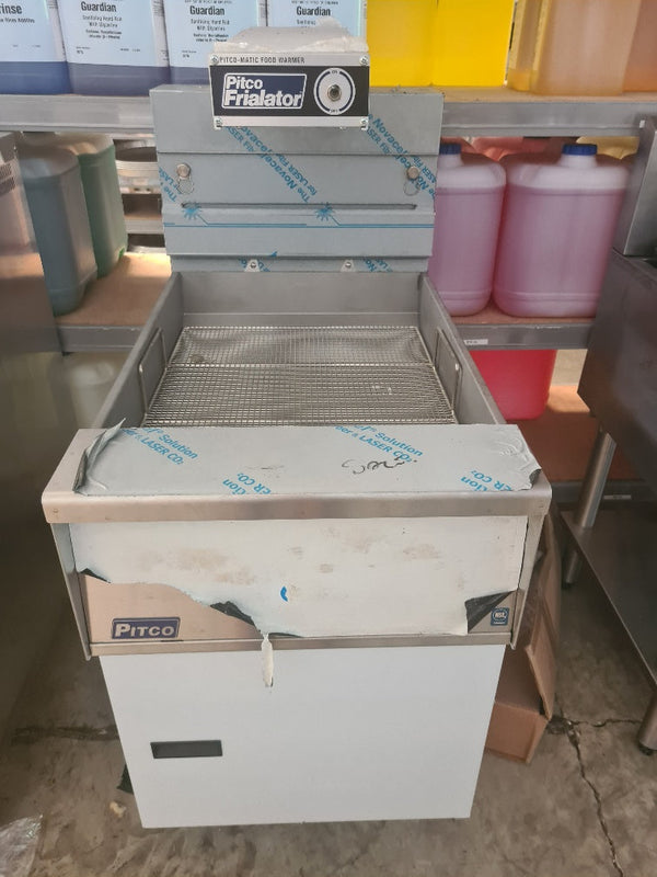 Pitco SGBNB18 Solstice Bread and Batter Cabinet Fry Dump Station