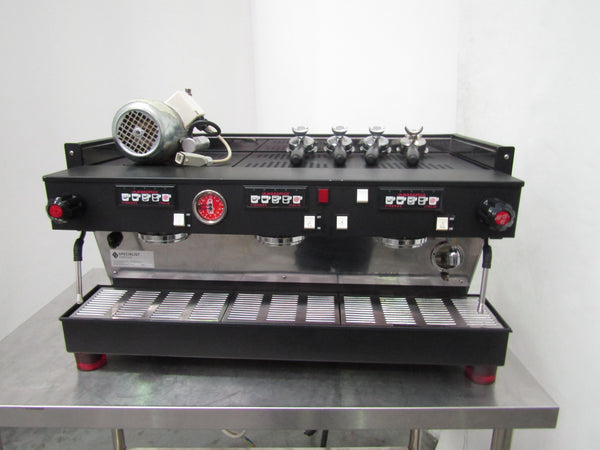 La Marzocco LINEA 3AV Coffee Machine (1)