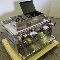 Victoria Arduino VA388 2 Grp Coffee Mach (1)