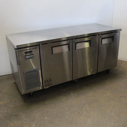 Skipio SUF18-3 Undercounter Freezer (2)
