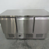 F.E.D. GNS1300B UC / Bench Chiller (2)