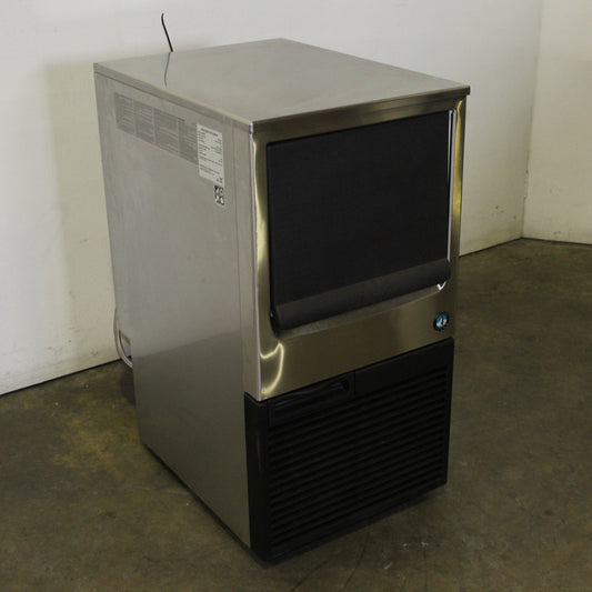 Hoshizaki KM-30A Ice Machine (2)