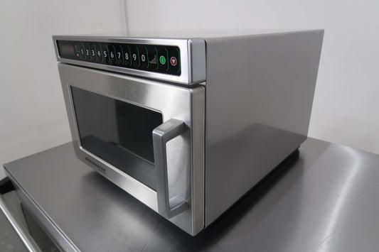 Menumaster DEC18E2A Microwave (2)