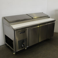 Koldtech PM-3-1885-BWL Pizza Prep Bench (2)