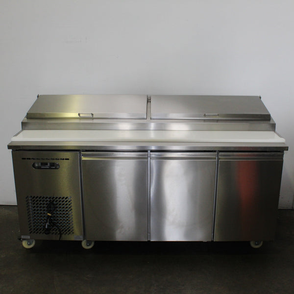 Koldtech PM-3-1885-BWL Pizza Prep Bench (3)
