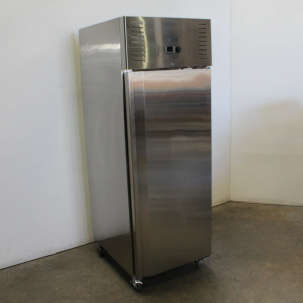 Airex AXR-URGN-1 Upright Fridge (2)