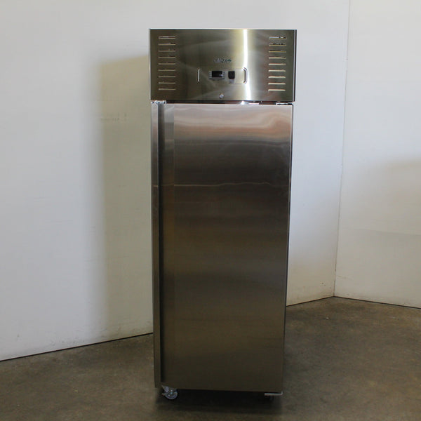 Airex AXR-URGN-1 Upright Fridge (3)