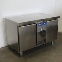 Electrolux RCSER2M2 Undercounter Freezer (2)