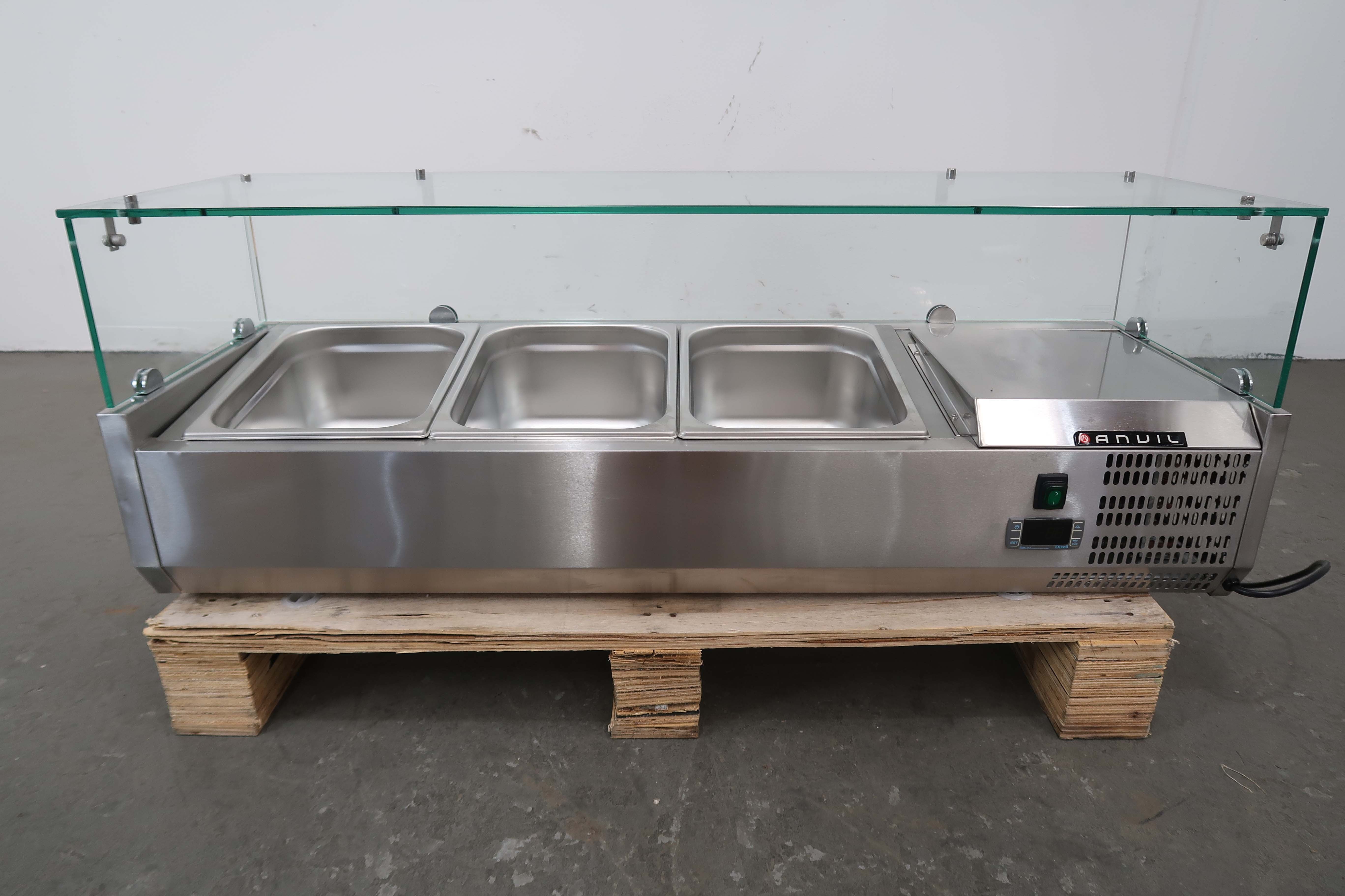 Anvil VRX1200 C/Top Refrigerated Display (3)