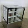 F.E.D. SGBP0FA-2XB Display Cake - Square (2)