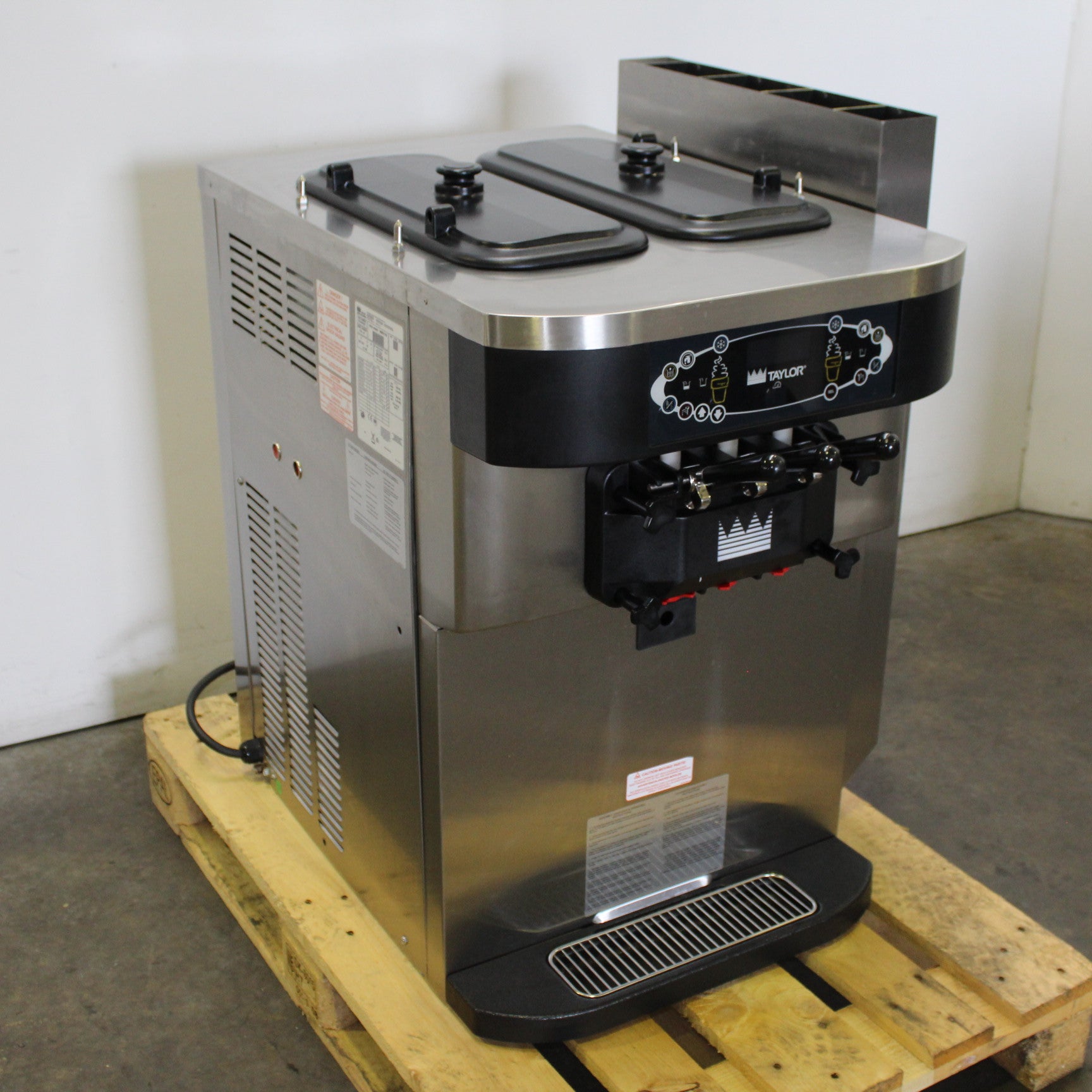 Taylor C722 Ice Cream Machine (2)