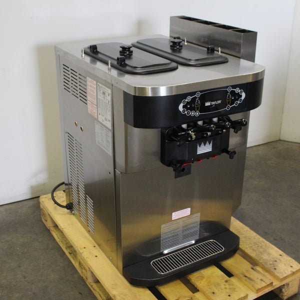Taylor C722 Ice Cream Machine (2)