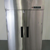 Conquest CF1225T 2 Door Upright Freezer (2)
