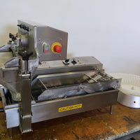 Global Food Equipment OBCDM4 Donut Fryer (2)