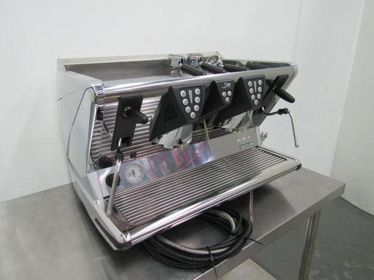 La San Marco 100 E 2GR DTC Coffee Machin (1)