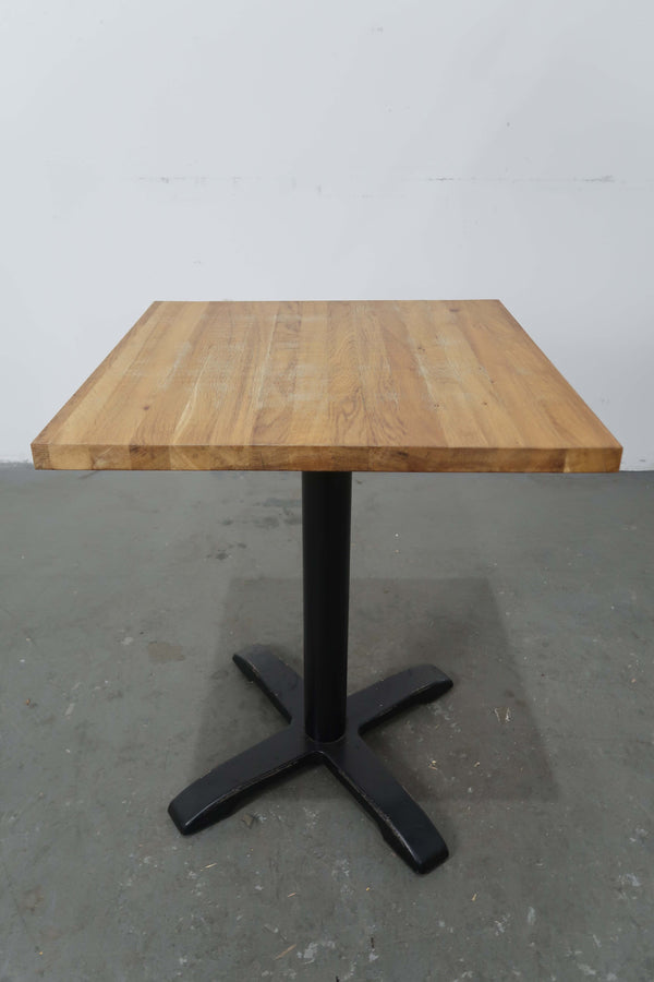 17 x Tables (3)