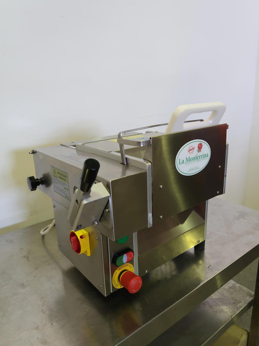 La Monferrina NINA 250 Pasta Sheeter (1)