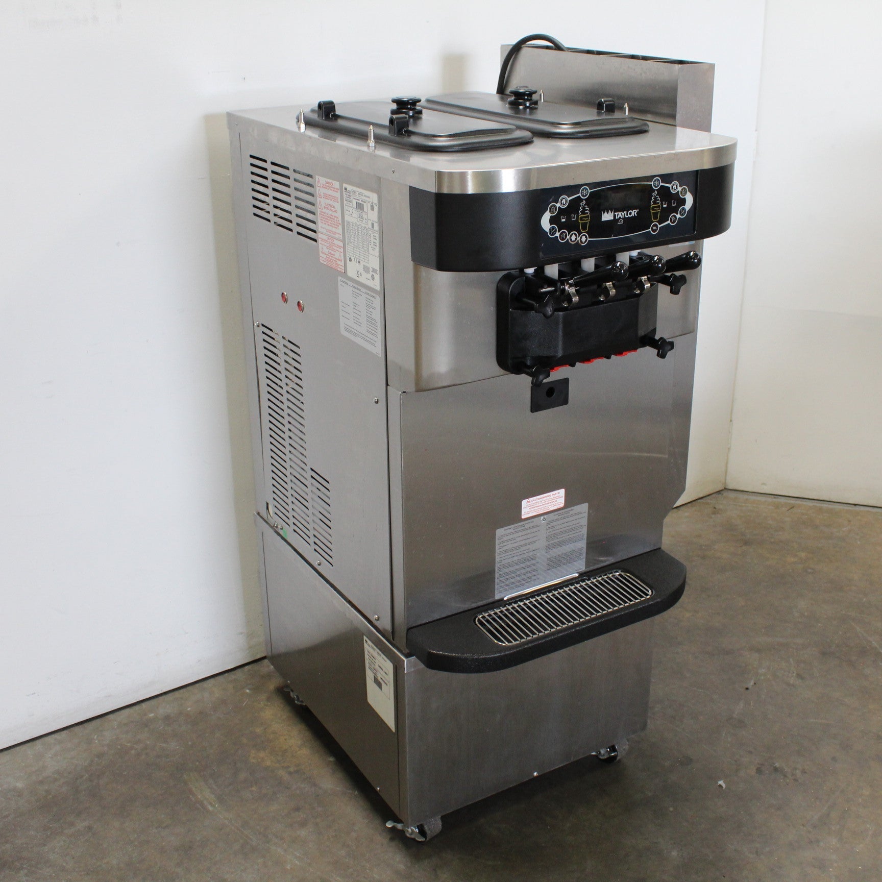 Taylor C722 Ice Cream Machine (2)