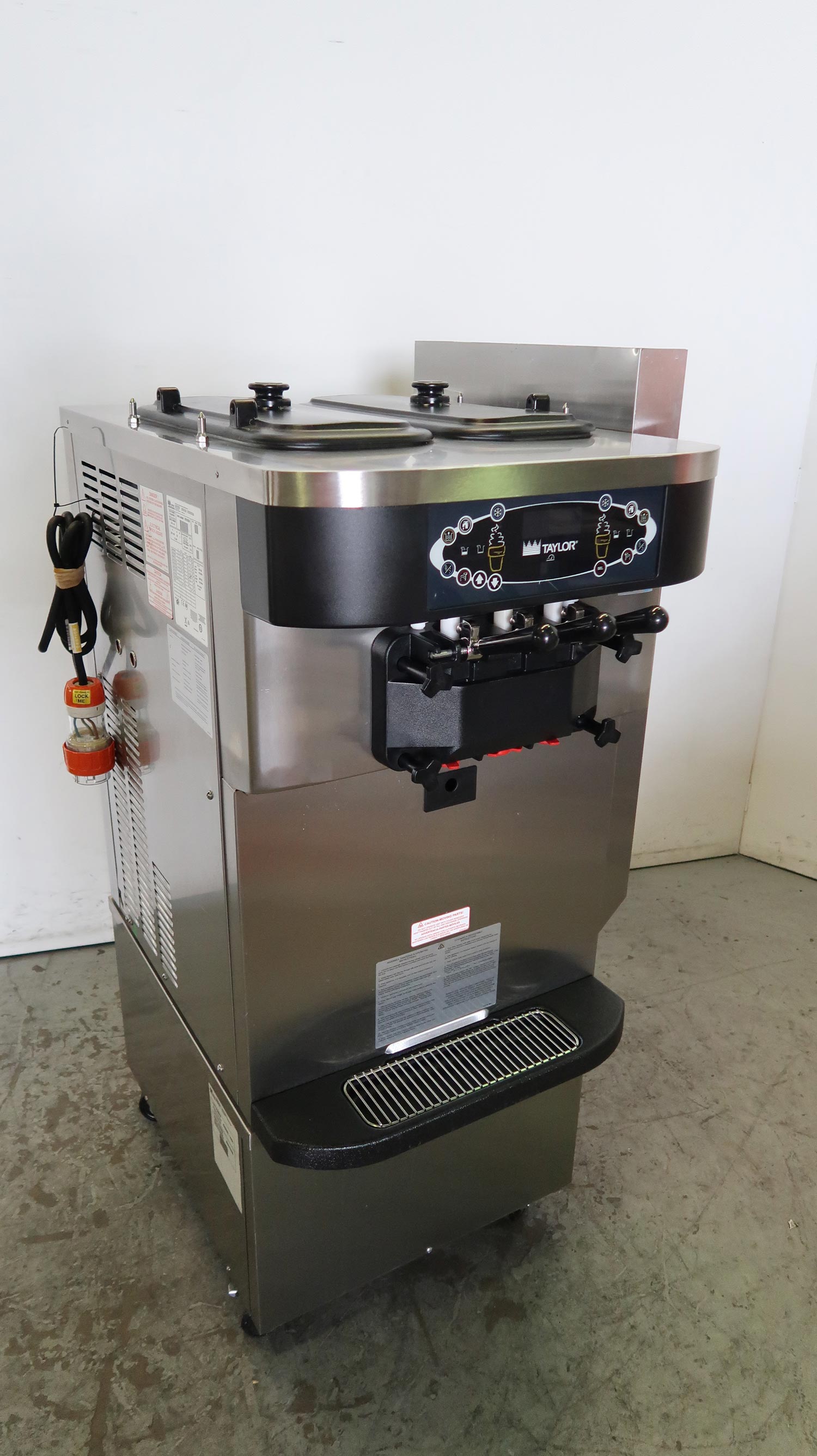 Taylor C722 Ice Cream Machine (1)