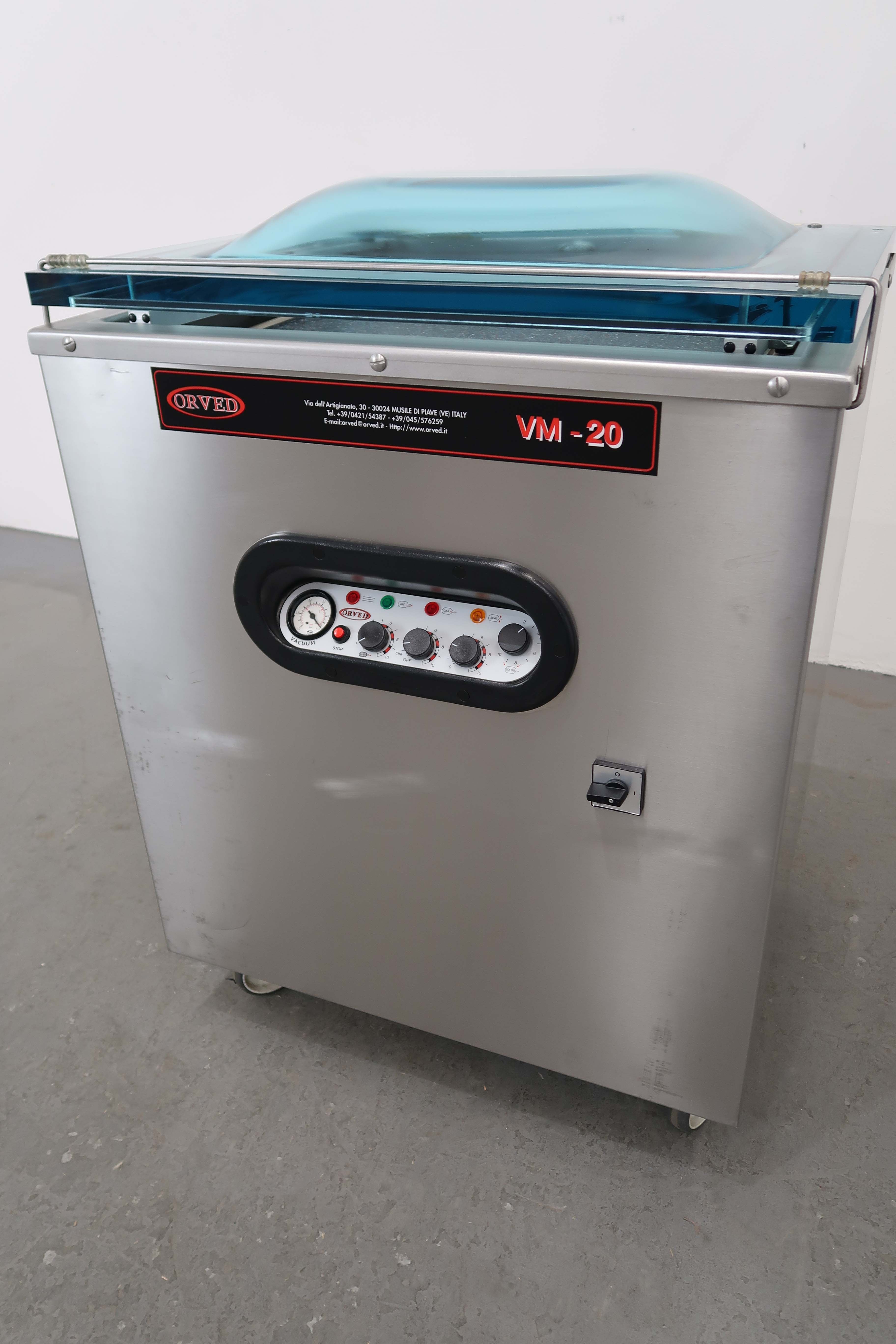 Orved VM20 Vacuum Sealer (2)