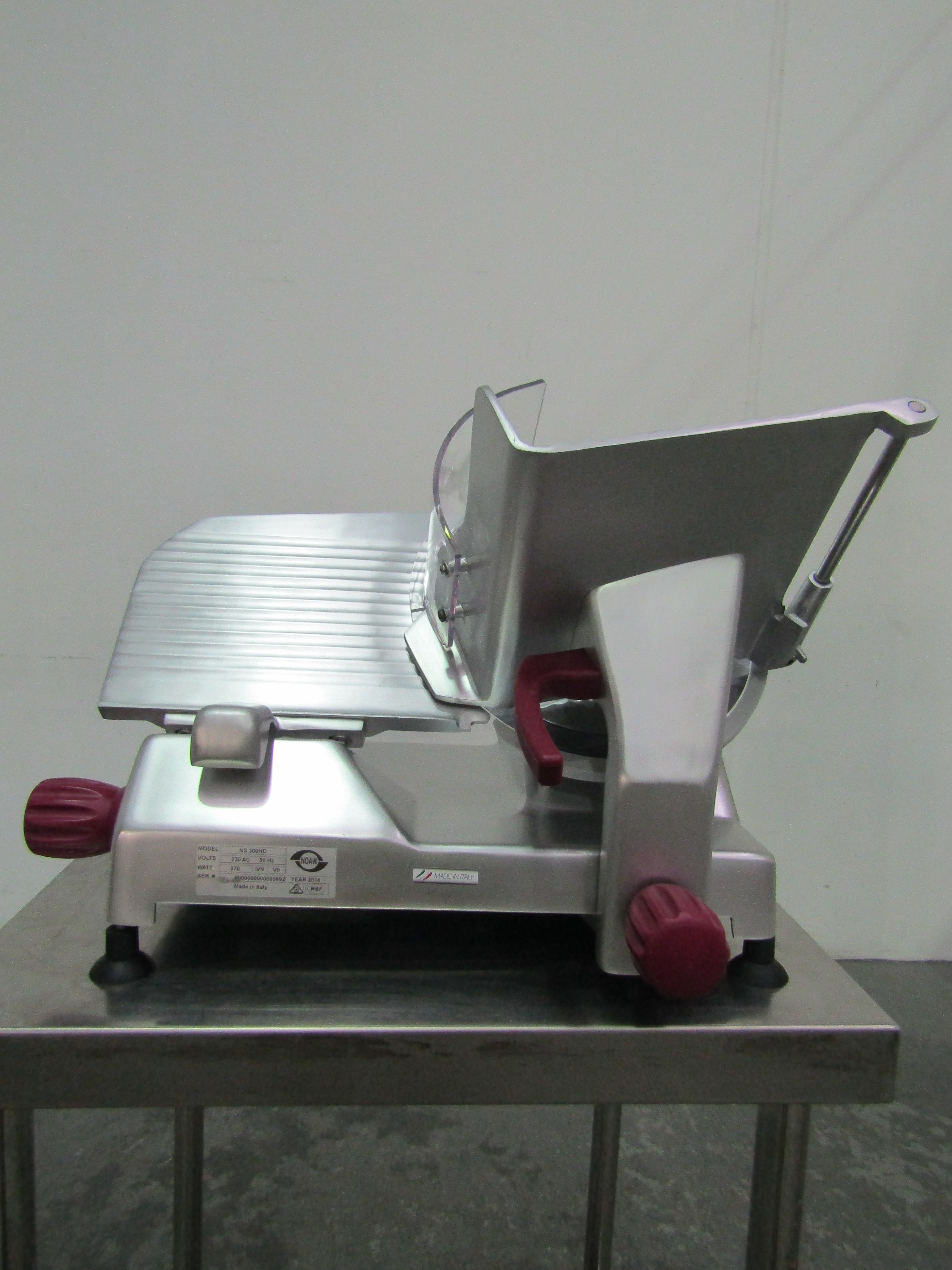 NOAW - NS300HD (1)