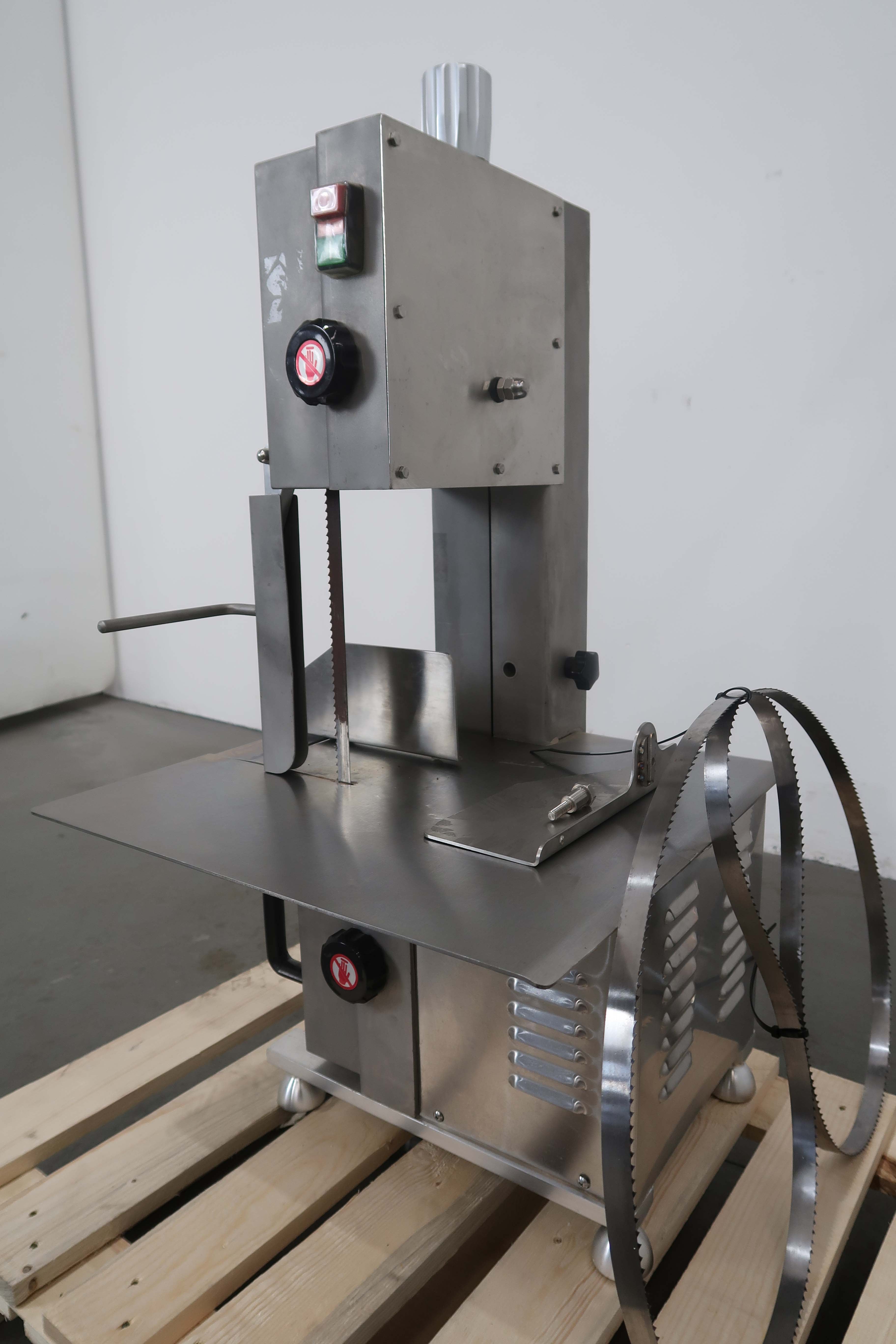 F.E.D HLS 1650 Bone Saw (3)