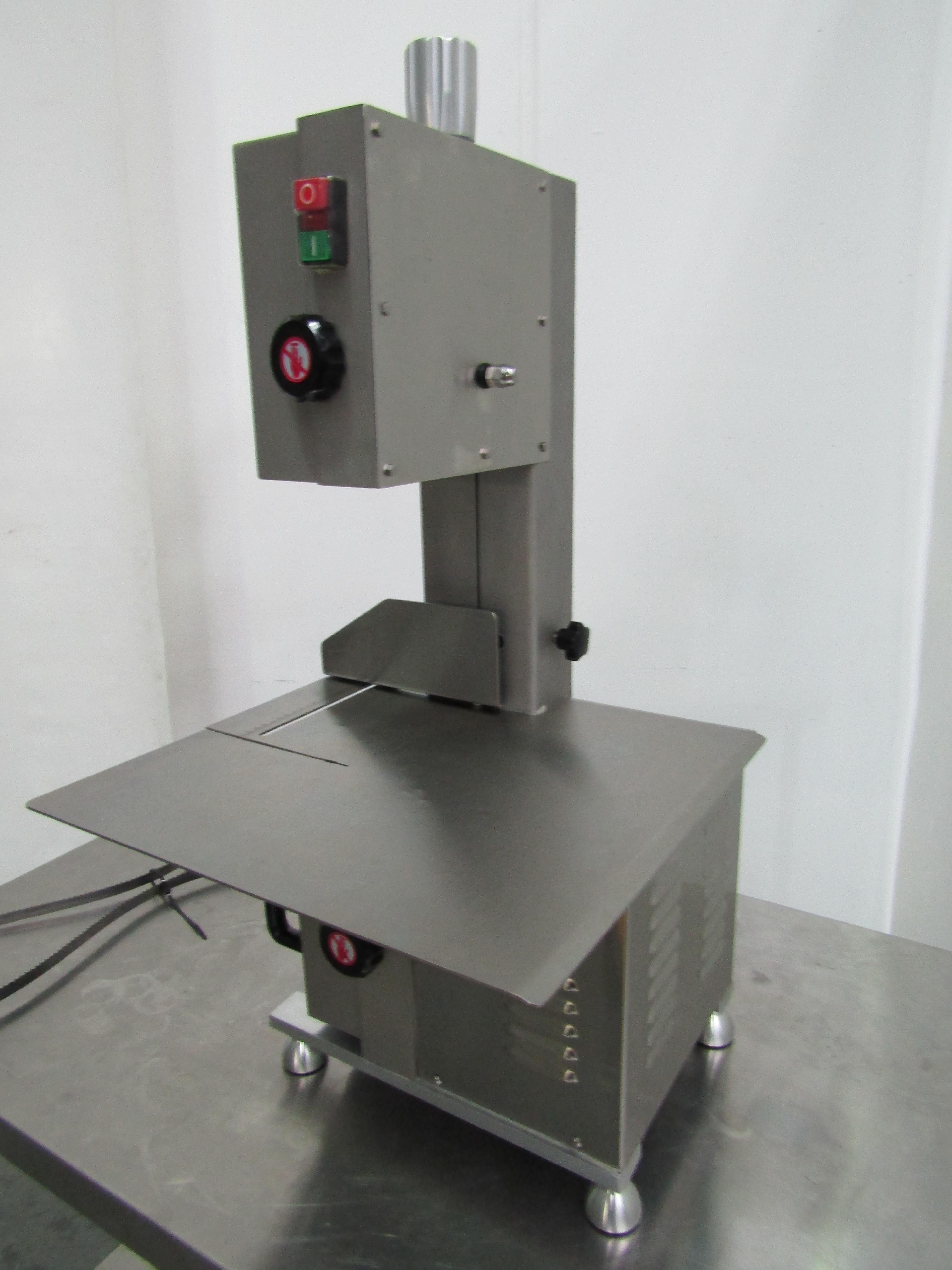 F.E.D HLS 1650 Bone Saw (1)