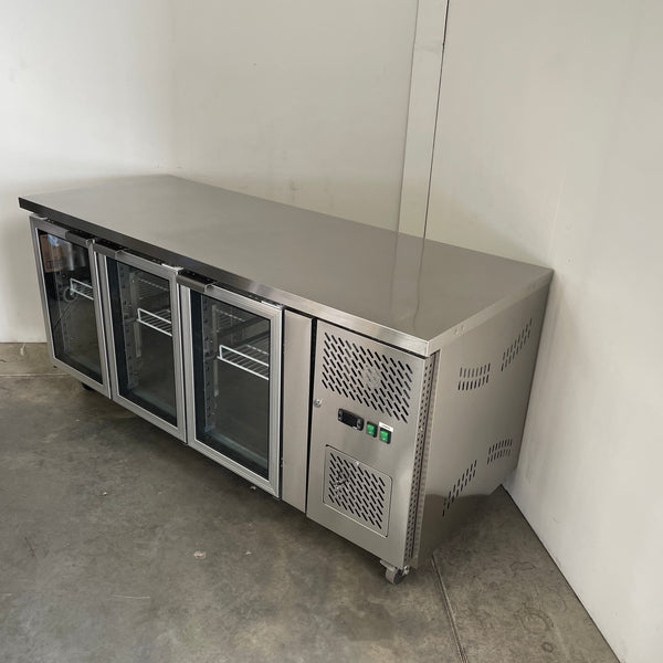 FED GN3100TNG Undercounter Fridge (2)