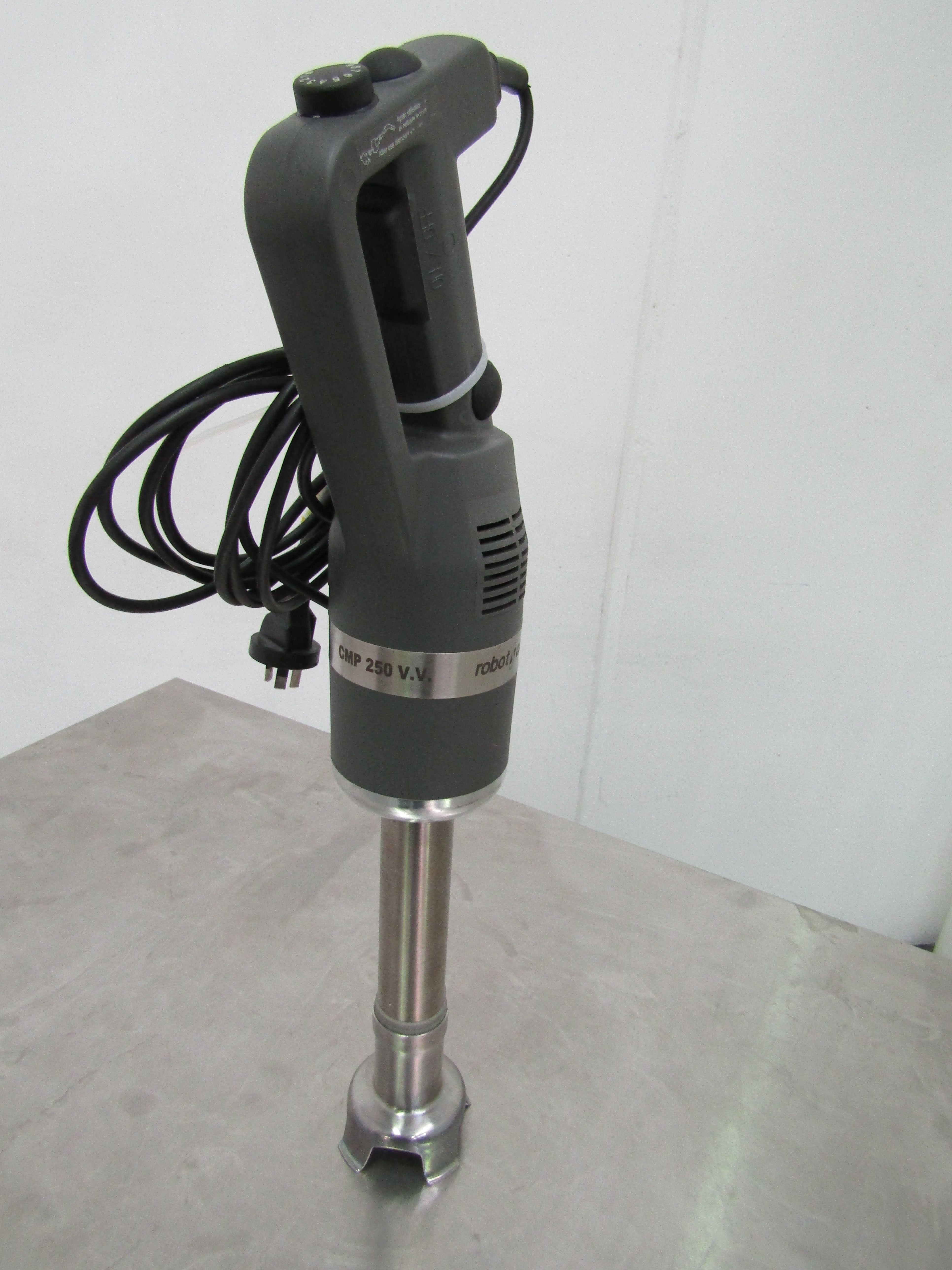 Robot Coupe CMP 250 V.V. Stick Blender (1)