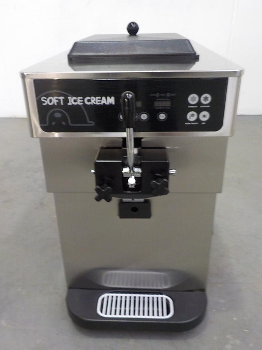 Icetro SSI-151TG Ice Cream Machine (1)