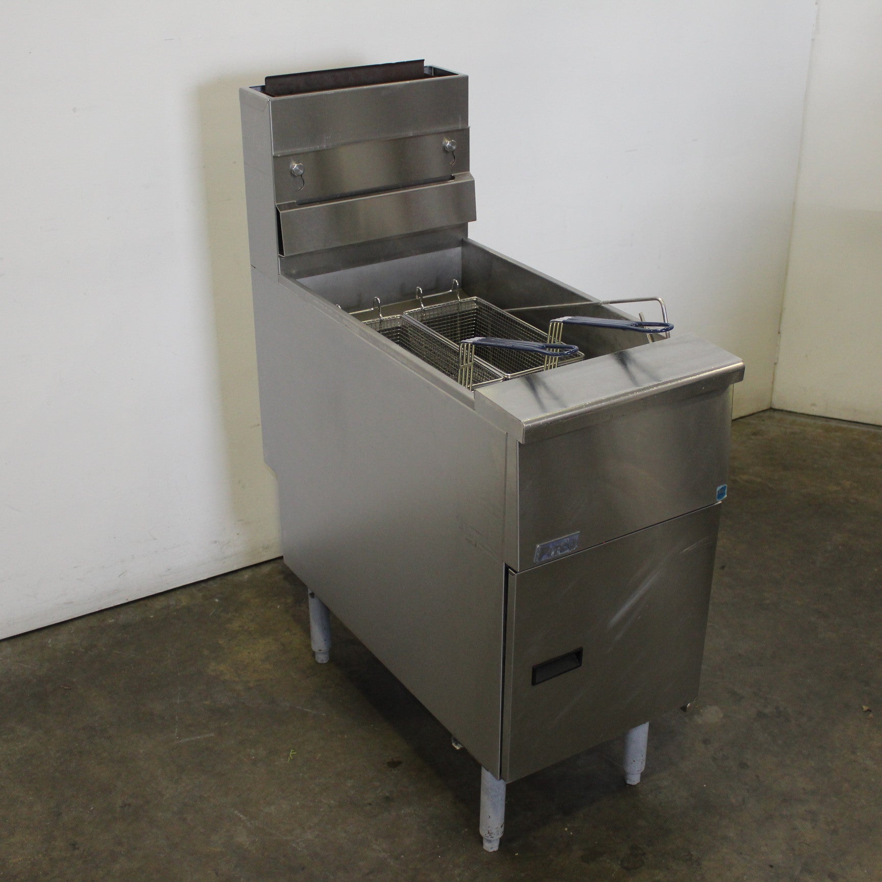 Pitco SG14 Single Pan Fryer (2)